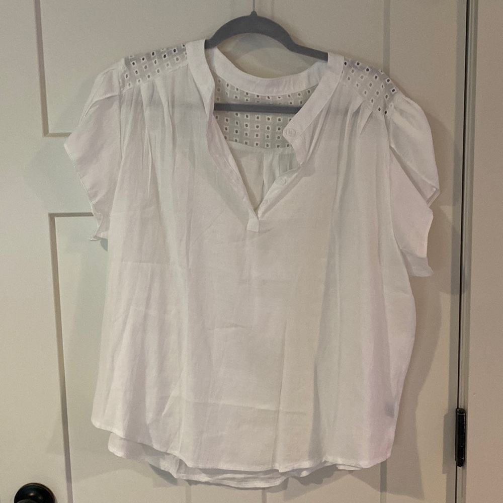 White Eyelet Shoulder Short Sleeve Women's Top